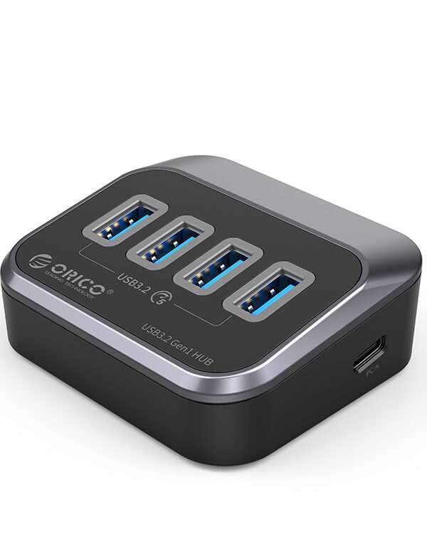 USB-C hub s 4 vhodi