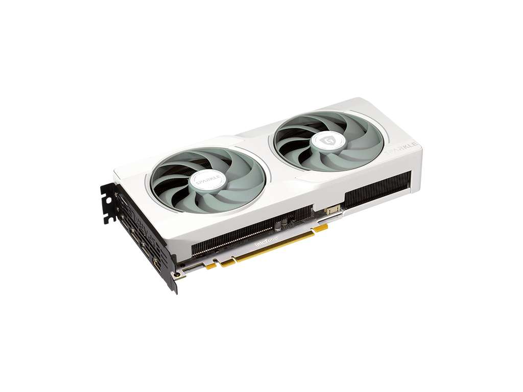 PCIe 4.0 x8 PCIe 4.0 x8