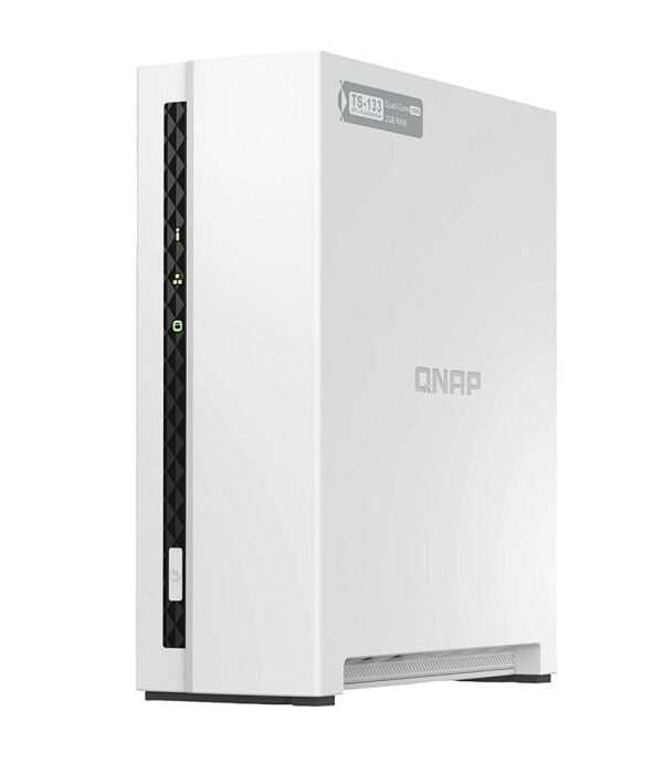 QNAP TS-133 1x SATA NAS strežnik