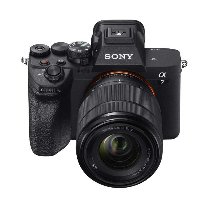SONY fotoaparat ILCE7M4MB.CEC Alpha 7 IV + objektiv z zoomom 28-70mm